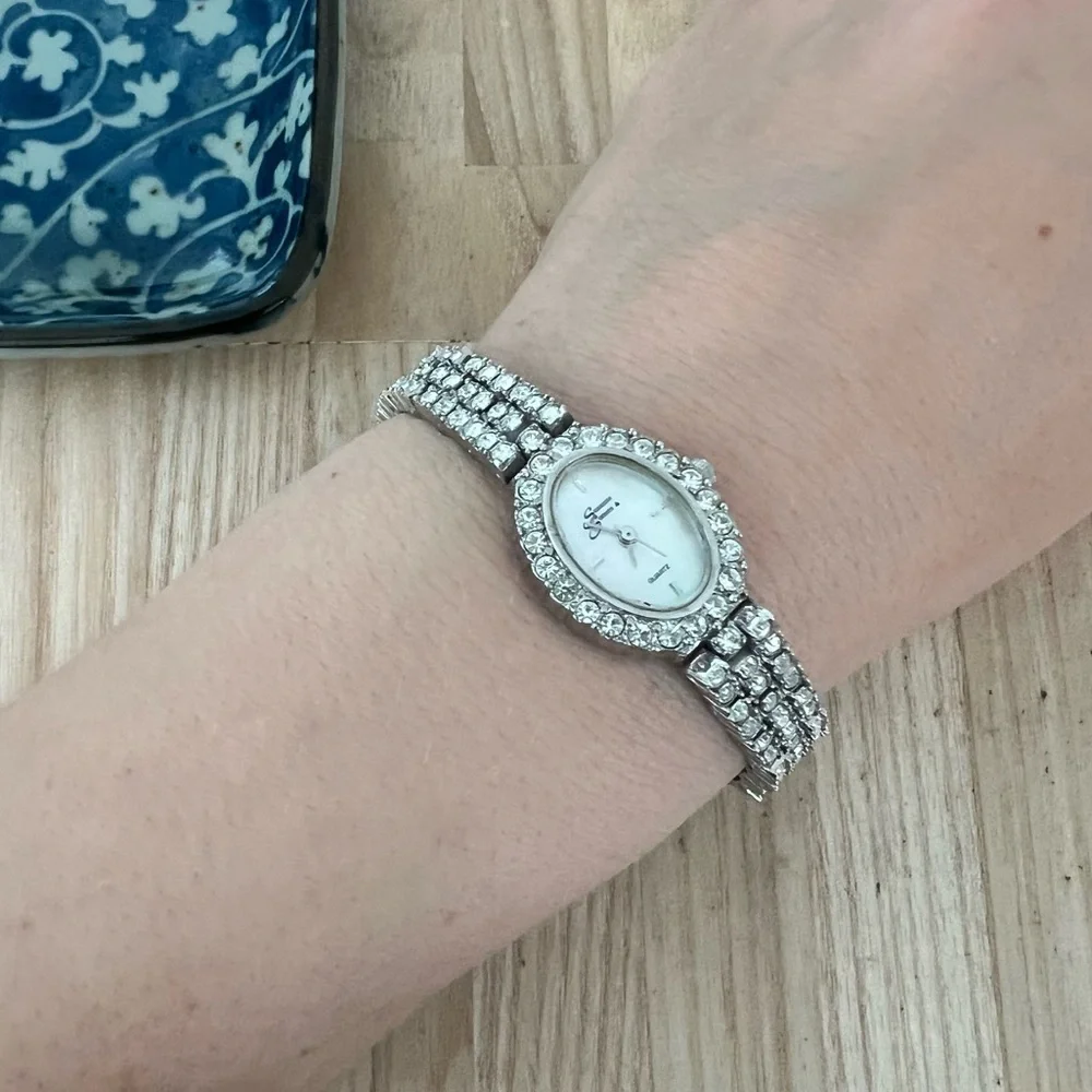 Suzanne somers rhinestone cocktail bracelet dress watch NEW BATTERY